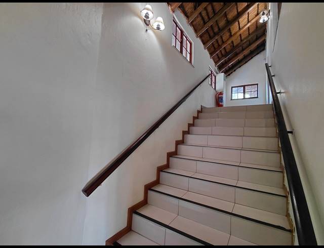 282M² OFFICE FOR SALE IN RANDJESPARK